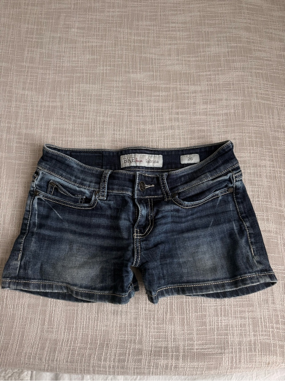 BKE Denim Sabrina Size 26 Y2K Low Rise Dark Wash Denim Mini Shorts
